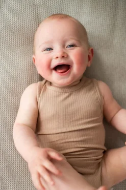 Clearance Baby body | Ribbed light brown | Rompers