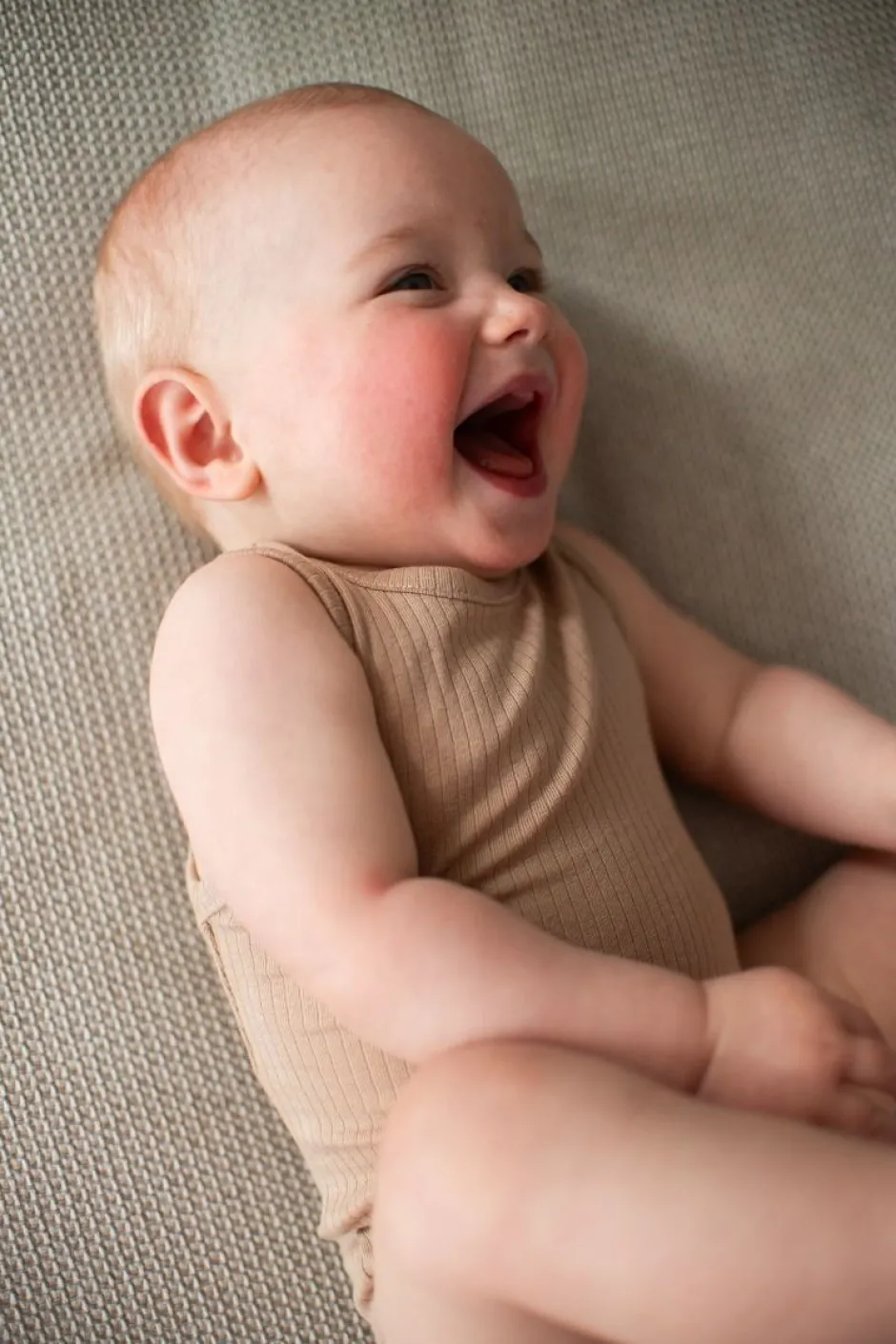 Clearance Baby body | Ribbed light brown | Rompers