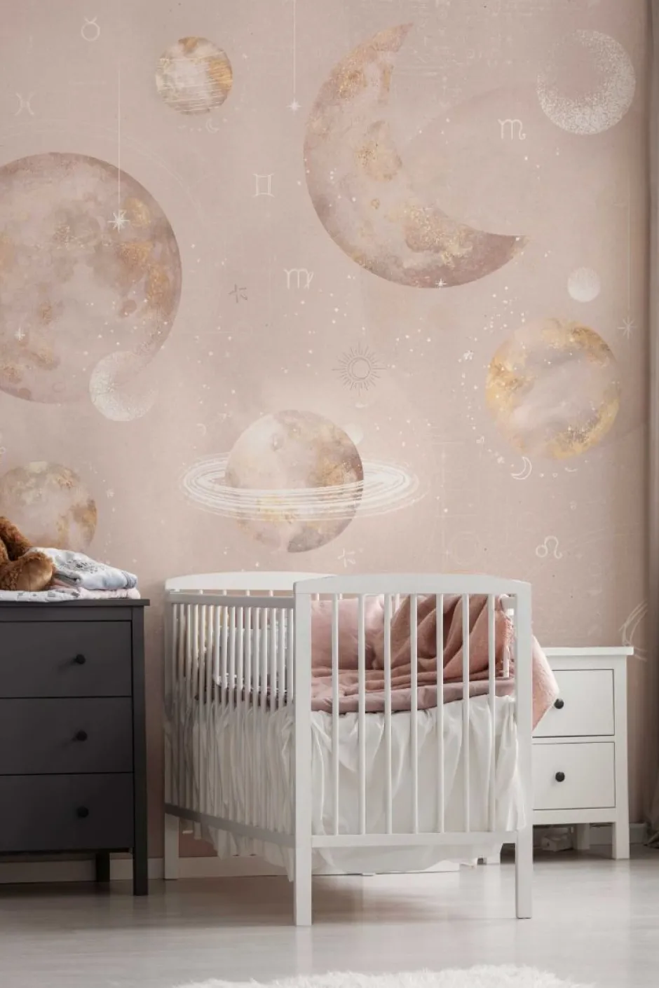 Outlet Behang Pastel Planets | Roze Ruimte|Behang