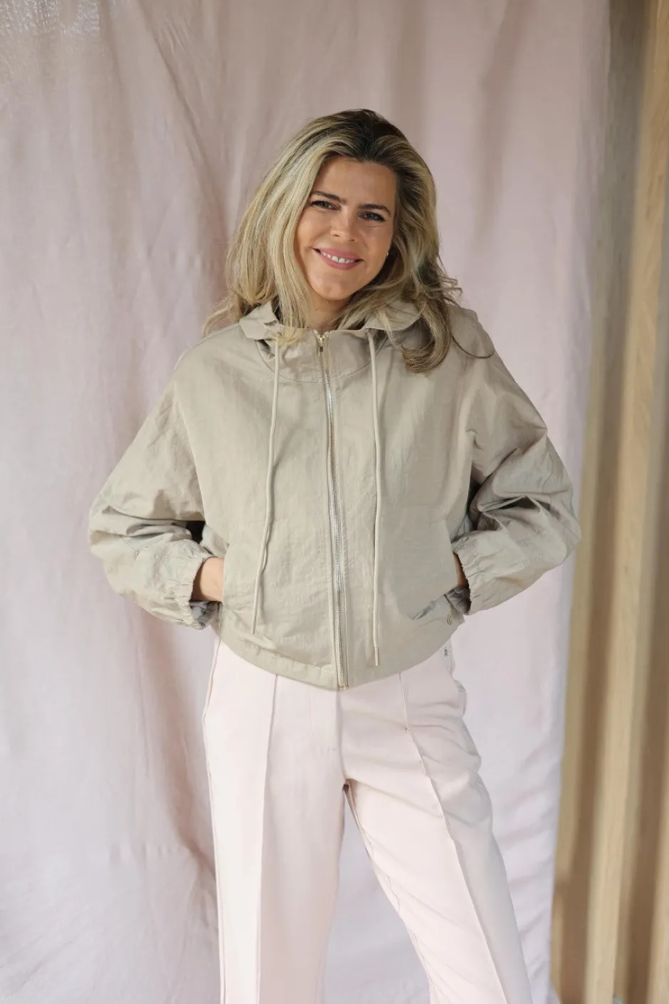 Outlet Jacket Helma | Dark sand | DAMES Jacks & Jassen