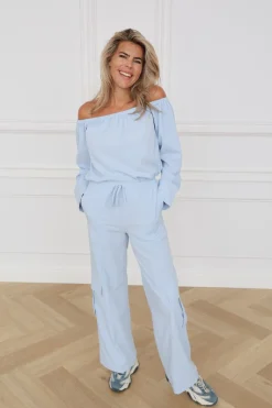 Off-shoulder blouse Montana | Light blue | DAMES Co-ords|Blouses