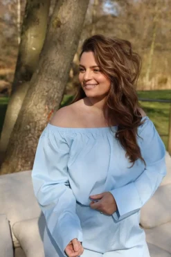 Off-shoulder blouse Montana | Light blue | DAMES Co-ords|Blouses