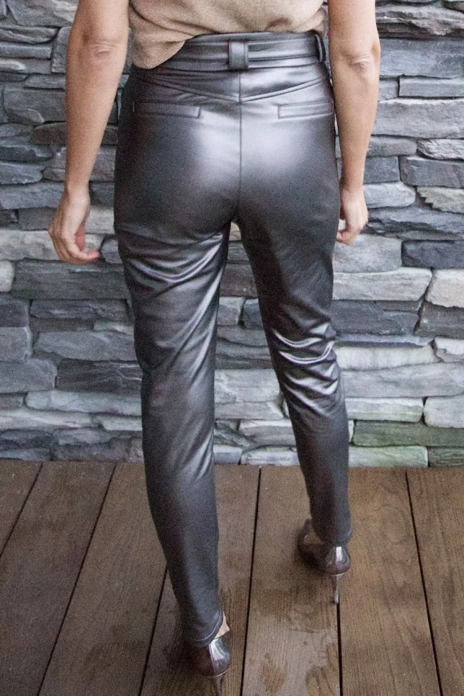 New Pants Anna-Mae vegan leather | Titanium bronze | DAMES Broeken|Snøpskes