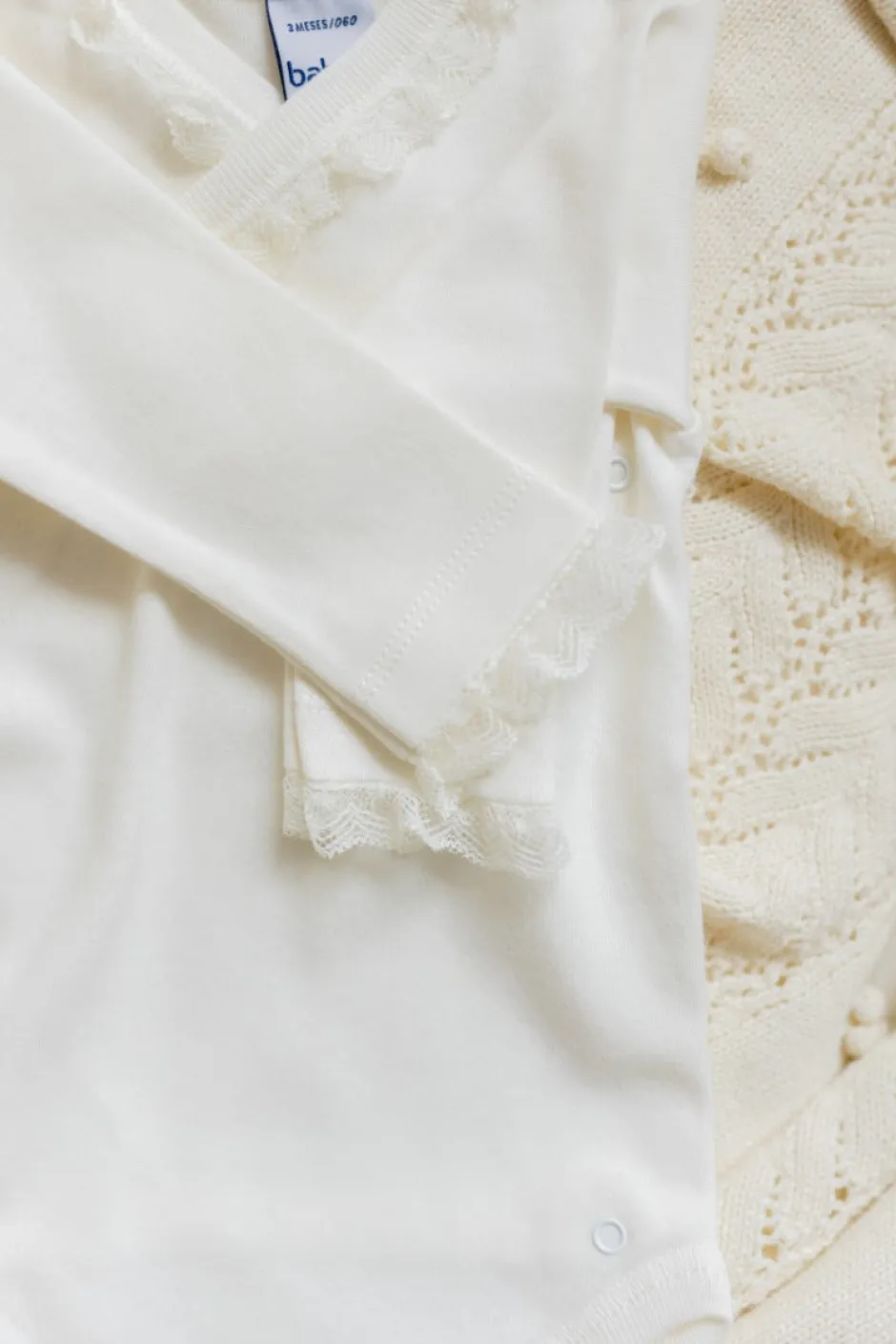 Hot Romper | Kanten overslag | Babidu Rompers