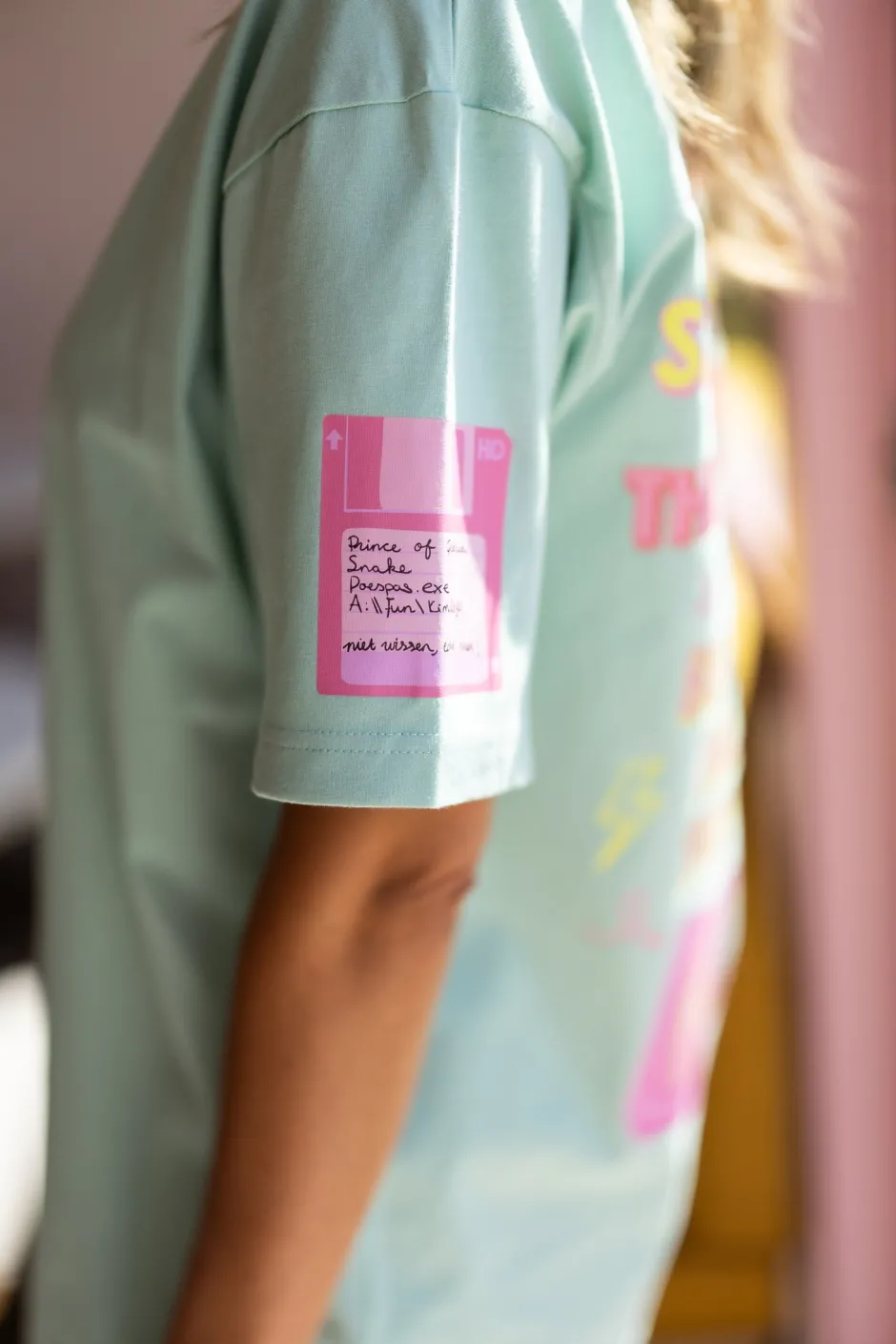 Online T-Shirt 90's Kid | Mint | DAMES Tops|Snøpskes